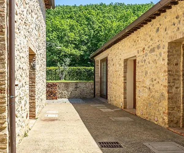 Exclusive With Pool Borgo Pian Di Sala 圣吉米纳诺
